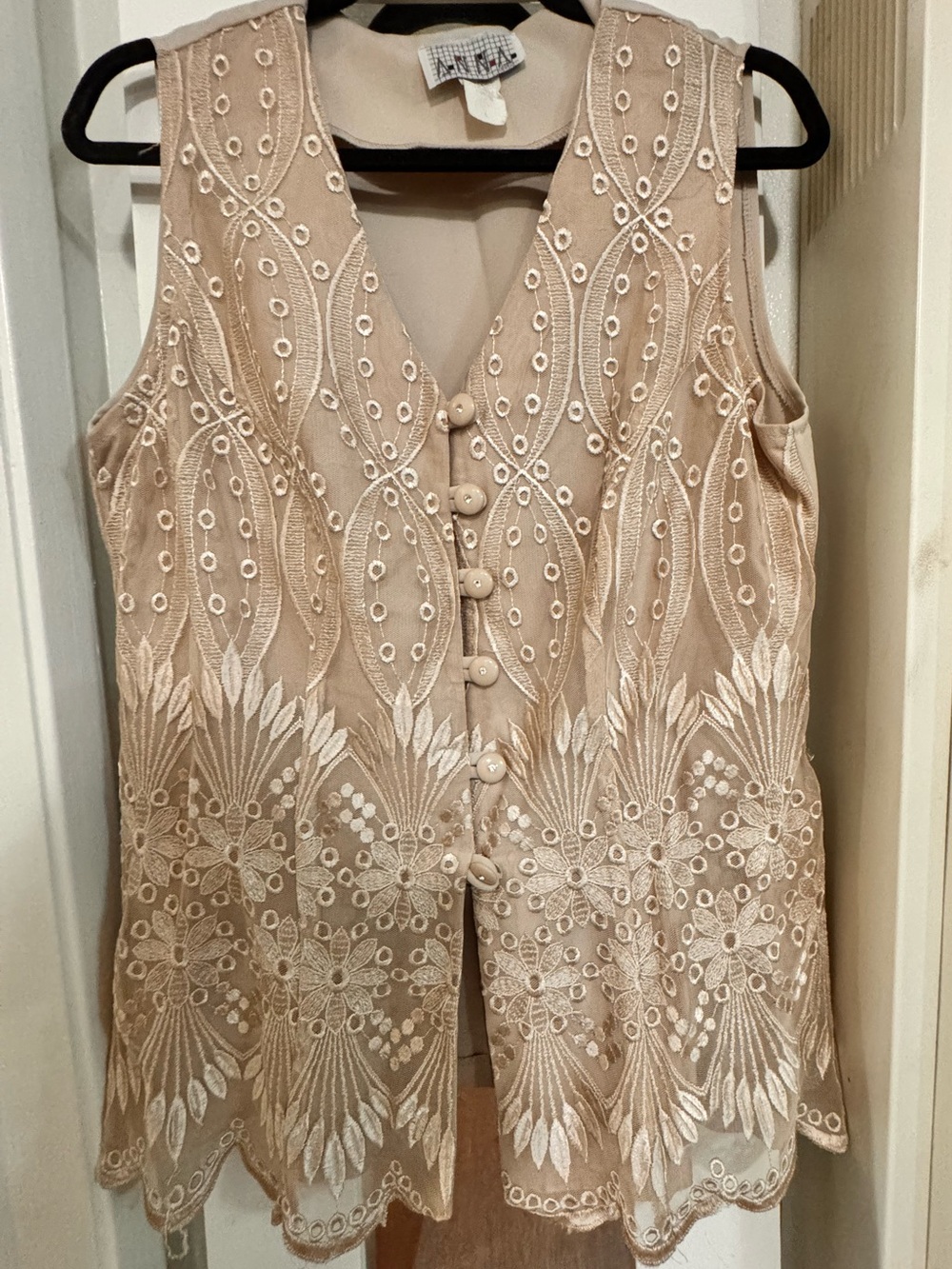 Vintage - Beige Embroidered Sleeveless Blazer
